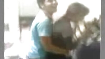 Udud panas pirang ngagoda jeung meunang burit fucked